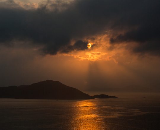 Hong Kong neighborhood, landscape, photography, Ap Lei Chau, Lamma Island, Sunset, Moon