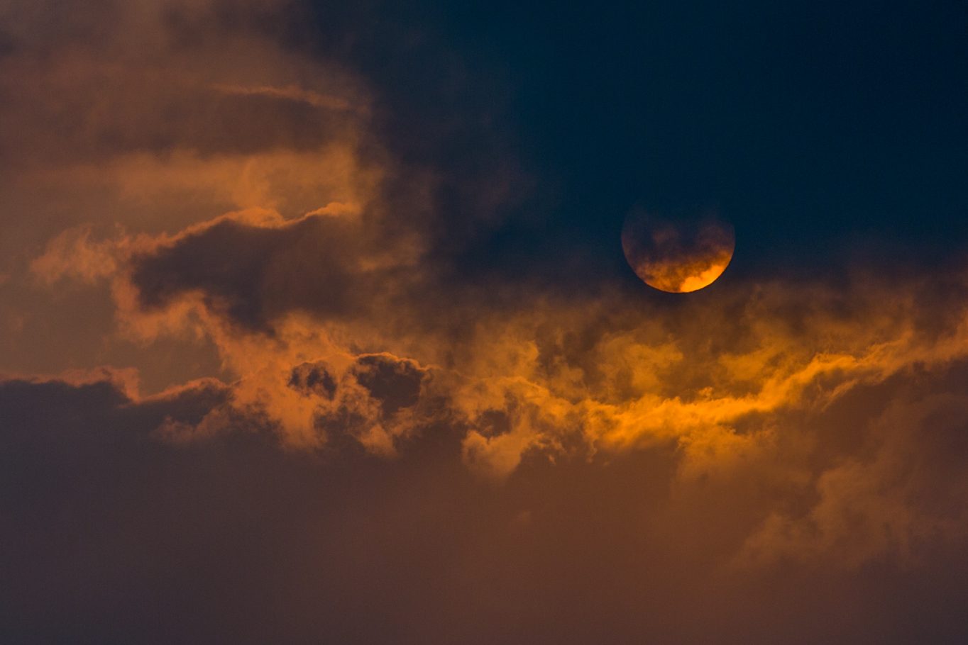 Hong Kong neighborhood, landscape, photography, Ap Lei Chau, Lamma Island, Sunset, Moon