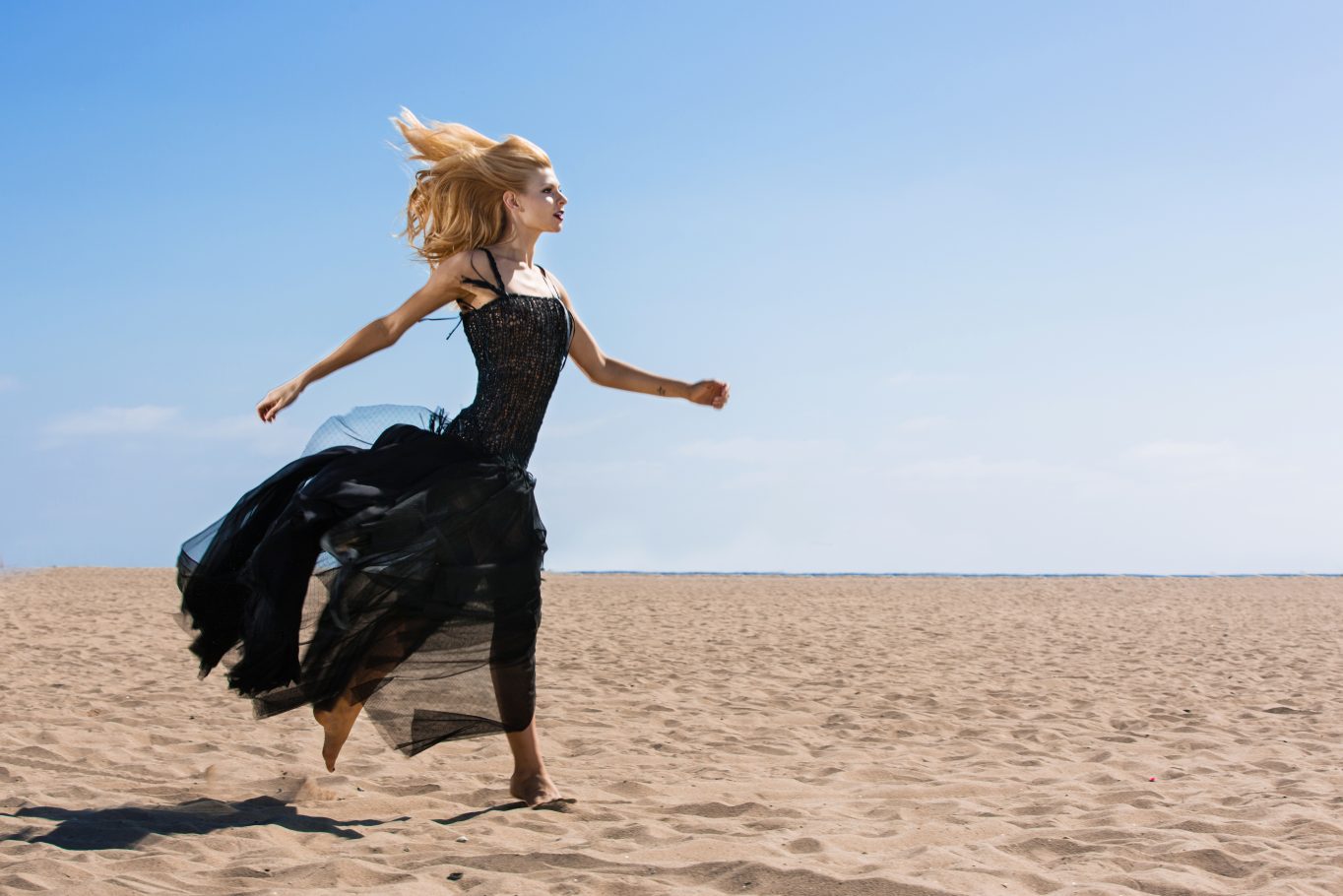 Fashion photography, Ina Soltani, Los Angeles, Santa Monica Beach